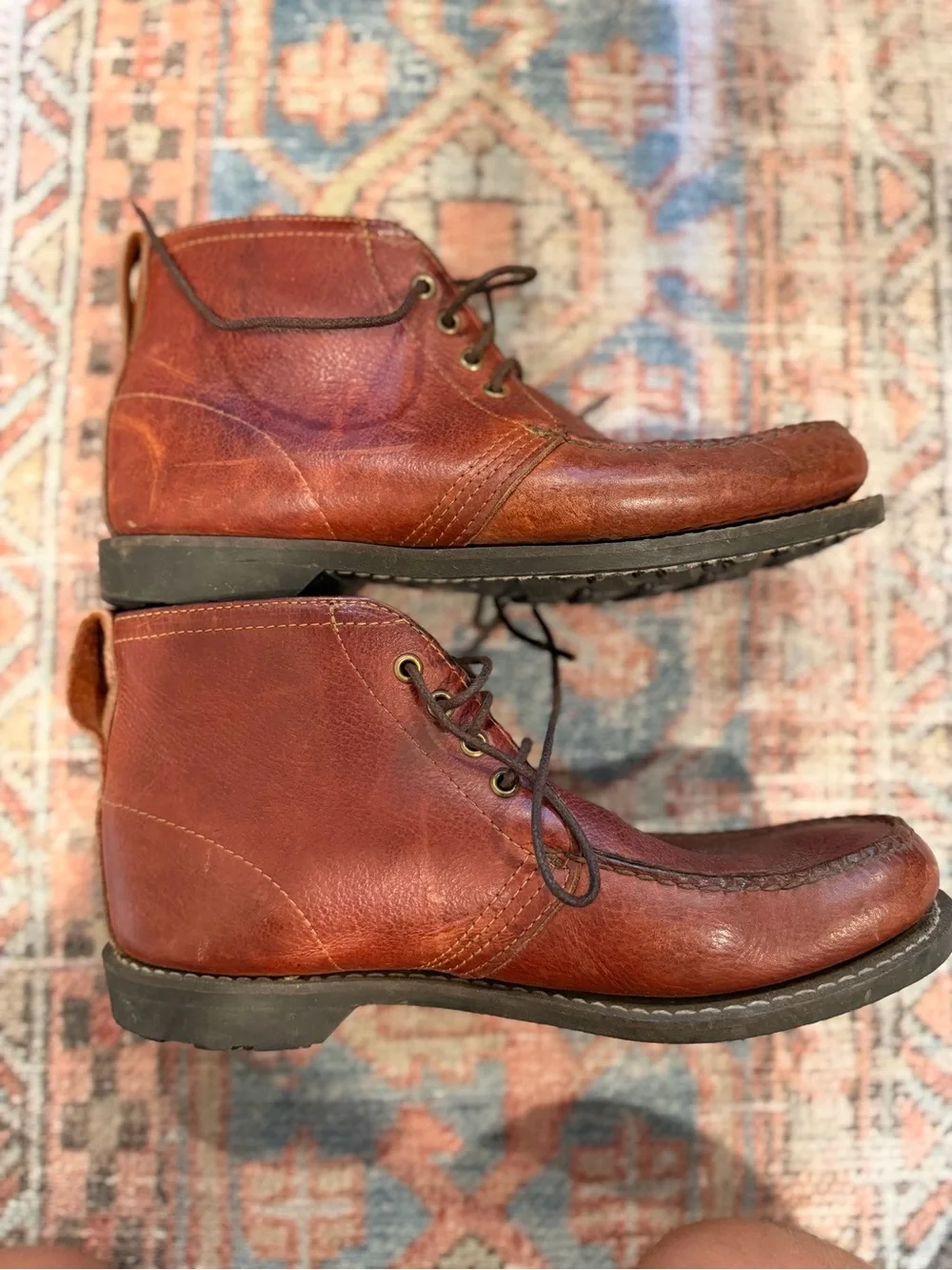 Gokey Chukka Boots in Chestnut Brown